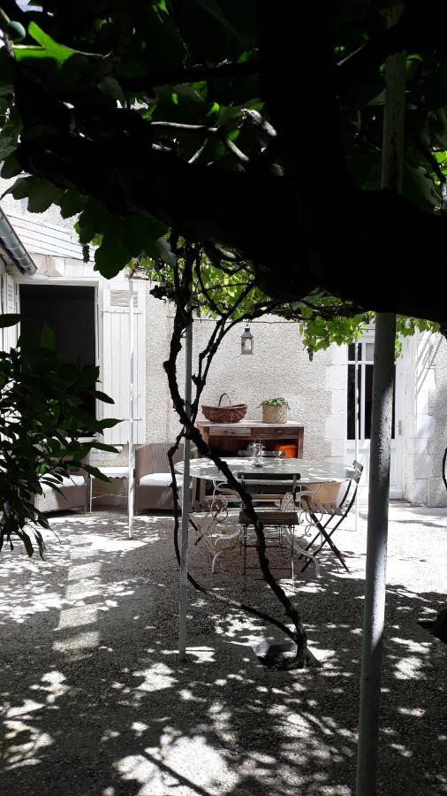 Bed and Breakfast La Venelle de Jéricho La Rochelle  Esterno foto
